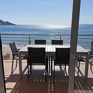 Appartement Fantastico En Primera Linea De Mar, Roses
